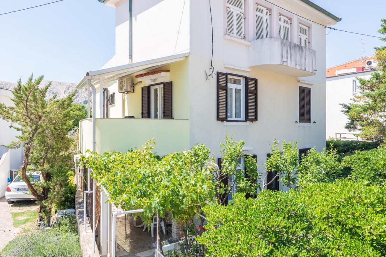 Apartment Luiza With Terrace Башка Экстерьер фото